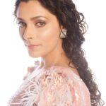 Saiyami Kher Instagram - 🌸