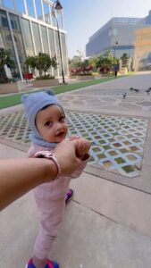 Sameera Sherief Instagram - I’m sure every child is born animal lover. Let them explore that love towards them. Here’s Arhaan’s love towards the pigeons ❤️ He loves birds 🦅 and cats 🐈 
So I thought why not capture this share with you all as well, and not just limit it to the family WhatsApp groups 🤣
#MomSon #MomAndSon #Arhaan #SyedArhaan #SameeraSherief