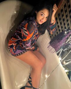 Samiksha Jaiswal Instagram - “Another year older, another year wiser? 
I guess we’ll see!” 🥂🤪🥳
.
.
.
.
.
.
.
.
.
.
.
#birthday  #birthdaygirl #eveningvibes #instagood