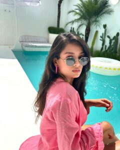 Samiksha Jaiswal Instagram - Home away from home 💞🏠

#thecalivillas #poolparty #asthetic #white #beautiful #villa #vacation