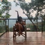 Samiksha Jaiswal Instagram – All you need is love and sunsets.💛 The Machan Tree House, Lonavala Hill