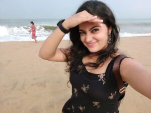 Samskruthy Shenoy Instagram - Yours SUN-cerely 🌞
#summer #beachday #sunset