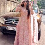 Sana Amin Sheikh Instagram - 💗💗💗 #Eid2022 (3.5.22) #eid #eiddress #floral #pinkdress #pink Mumbai, Maharashtra