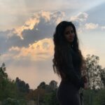 Sana Amin Sheikh Instagram - (Mask nikaala-only for photos, maintaining social distance) 2021 PICTURES : @i_shagunofficial