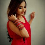 Sana Amin Sheikh Instagram - बस एक रहे मेरा काम इश्क़.... मेरा काम इश्क़, मेरा काम इश्क़.... मेरा नाम इश्क़, तेरा नाम इश्क़.... मेरा नाम, तेरा नाम, मेरा नाम इश्क़....