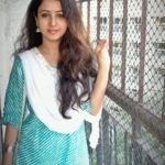 Sana Amin Sheikh Instagram - 🌷🌷🌷 Haan toh theek hain na.. Hota hai.. 🙋