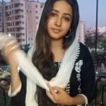 Sana Amin Sheikh Instagram - Chand Raat ko waqt hee kahan milta hai.. Duaaein, choodiyaan, jhumke, suit, dupatte, tayyariyon se fursat hee kahan.. Warna iraada toh mera bhi reel banane ka tha 🌙 21.4.2023 Eid ka Chand bohot Mubarak ho Doston 🌸 Allah humare roze-ibaaton ko Qubool kare, Aameen 🤲🥺 Alvida Juma! #ramzaan #alvidajuma #ramzaan2023 ##alvidamaheramzan #chand #chandmubarak #dua #eid2023 #alvidajumma #ramadan #ramadaan #ramzan #Beautiful 🤍