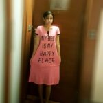 Sana Amin Sheikh Instagram - Thank you @ezrellaofficial for lovely Night Wear.. it's Comfortable and Cute!! #PinkNightWear #GoodNight 23.2.2018