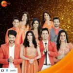 Sana Amin Sheikh Instagram - Wish you All a Very Happy Diwali ♡♡♡ ##Repost @zeetv (@get_repost) ・・・ We wish you all a very happy & safe Diwali! #AajLikhengeKal #HappyDiwali @dheerajdhoopar @manitjoura @pranavmisshra @sanaaminsheikh @jyotidineshsharma @sarya12 @itisriti @beingmudassarkhan @sheendass @stavan_shinde @shivyapathania @nzoomfakihRepost @zeetv (@get_repost) ・・・ We wish you all a very happy & safe Diwali! #AajLikhengeKal #HappyDiwali @dheerajdhoopar @manitjoura @pranavmisshra @sanaaminsheikh @jyotidineshsharma @sarya12 @itisriti @beingmudassarkhan @sheendass @stavan_shinde @shivyapathania @nzoomfakih