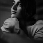 Sanjana Sarathy Instagram - Always a sucker for this quote ‘ In a world full of kardashians, be an Audrey’ ❤️ . . 📸 : @aarontheobed . . #blackandwhite #magic #beanaudrey #photography #blackandwhitephotography #believe #believeinyourself #positivemind #positivenergy