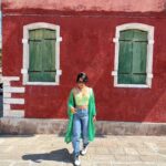 Sayani Gupta Instagram - Green Day 📷 mood, cape & enthusiasm By Legend @eshwarlog Murano, Italia