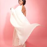 Sayani Gupta Instagram - 🤍 In @jade_bymk @aurnument @gehnajewellers1 @eridani.in @shreejarajgopal @eshwarlog @krishnakami 📷 @shivamguptaphotography