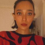 Sayani Gupta Instagram - Clean face, air dried hair, a lot of laze, some comfy boots & a very cool outfit @lovebirds.studio constantly makes cool, very comfortable, clothes with great fabric and fit! Been wearing them for quite a long time and I loving it more each time! 🦩 Thank you @shreejarajgopal @dhwanii.jain for always sorting me out! 😂🌸 Did a fun eye by mistake! 😉