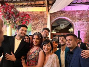 Sayani Gupta Instagram - The sweetest couple in town had the best wedding ever!
And what a gorgeous night it was!
Pyaar Beshumar!
❤️

@therichachadha @alifazal9 love you both! Thank you for making us part of your new beginnings! Hope yours is filled with love , laughter and a ton of crazy!

Love Always!