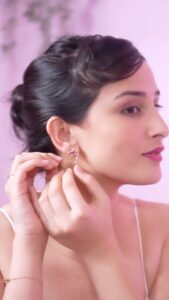 Sheen Dass Instagram - My choice for any special occasion has to be @Caratlane! 💎

So this Akshaya tritiya , Go for the most brilliant designs offered by them! 🎊

Use code “SHEEN” and get 5% off on ALL diamond jewellery @caratlane on min purchase of ₹15,000✨

#Ad #CaratLane #KhulKeKaroExpress #MyCaratLaneStory #GiftACaratLane #Adaa #NewCollection