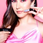Sheena Bajaj Instagram – Hydrate and protect your lips with @jadoocosmetics a german based cosmetic brand that will nourish your lips. 

Shop from their website .
Photographer @riyabajaj_photography 
Makeup by @sunny_makeup_artist 
Production @silverscreenagency @anjubajajcasting 

bts from the shoot !
Pictures coming soon!
#beautybrandshoot #cosmetics #beautyshoots #skincare
#sheenabajaj #riyabajajphotography