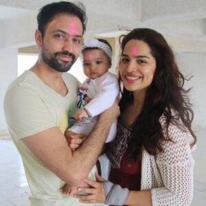 Shikha Singh Instagram - Not just on Holi but kabhi bhi bura na Mano! 

Be happy Be kind! 

Happy Holi guys ❤️