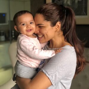 Shikha Singh Instagram - I know I trouble u a lot but I think eventually u have to get used to it. I love you @alaynasinghshah ❤️ Thankyou for coming in our lives 🥰😇🙏

#blessedwiththebest #grateful #thankyougodforeverything