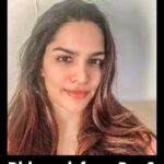 Shikha Singh Instagram - “Ek Ladka toh hona chahiye” What a beautiful world we live in ! I love it how we worship all goddesses & touch mothers feet but when a girl is expecting, most of the people expect that the first baby should be a “Boy”, dusra baby can be of whatever gender but first should be Boy. And if u are blessed with a Baby “Girl” first, then how amazingly some people would pretend to be your well-wishers & remark try again u will get a “Boy” Kyunki ek ladka toh hona chahiye. I can’t even tell u how badly I wanted my child to be a “Girl” cos I want her to rock not just my world but live her life on her terms in a world(hoping it would change) where gender neutrality is a thing & there’s no more caste colour creed or religion bias. People are kind & want to help each other. But I think just like us, she too will have a long way to get there & take baby steps to make a difference. IM HAPPY I GOT A GIRL & NO I WILL NOT TRY FOR ANOTHER CHILD JUST TO GET A BOY! GENDER DOESNT MATTER TO ME COS TO ME WHETHER A BOY OR GIRL BOTH WOULD HAVE BEEN IN THE SAME UTERUS & COME OUT THE SAME WAY TO OUR LIVES & MAKE OUR LIFE AWESOME JUST AS BABY AL @alaynasinghshah IS DOING RIGHT NOW! Thank you for all the love showered & keep spreading love all around cos honestly the world needs it ❤️