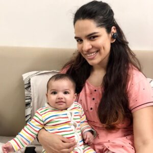 Shikha Singh Instagram - Guys, save the date. December 20th, Sunday; matlab today, we will be doing our first YouTube live at 12 pm on @4wheelerscooter YouTube page! 

So have you breakfast, brunch  and join the live session. Alarm set kar do aur jaldi se aajao 4Wheeler Scooter ke virtual scooter mein. See you guys! 

Link attached -

https://youtu.be/s_HKpLDZ1Rc