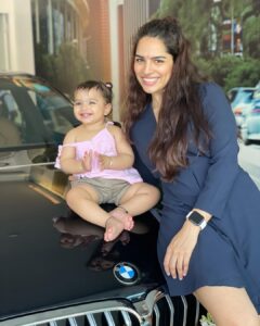 Shikha Singh Instagram - Jai Mata Di 🙏😇🥰

#thankful #grateful #god #godiskind #baby #babygirl #babiesofinstagram #blessedwiththebest