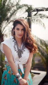 Shivaleeka Oberoi Instagram - Caught a vibe ❤️‍🔥