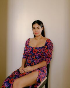 Shreya Dhanwanthary Instagram - Lounging 
.
By @soujit.das @utkarshamishra_ 
Dress: @izsi_india 
Neckpiece: @romanarsinghaniofficial @mintandmilkpr 
Rings: @the_loom_art  @gateway.pr
Footwear: @regalshoes.in