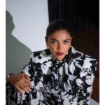 Shriya Pilgaonkar Instagram - 🎥🥂 Styling @shreejarajgopal Style team @dhwanii.jain Make up @makeupandhairbyshruti Hair @darshana.mule Photographer @rishabhkphotography Wearing @reik.studio Earrings @misho_designs