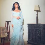 Shriya Pilgaonkar Instagram - Tonight for the Critics’ Choice Awards 2023 🦋 Best Actor Nomination for ‘The Broken News ‘ 🥂 •My fab glam squad ⭐️ Glam @makeupandhairbyshruti Hair @darshana.mule Styling @shreejarajgopal Style assistant @dhwanii.jain Photographer @tejasnerurkarr Wearing @shlokakhialaniofficial Necklace @goldsmiths_jewellery Ring @jet_gems . . . #shriyapilgaonkar #stylefile #sareeglam #pastelblue #Raw
