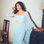 Shriya Pilgaonkar Instagram - Tonight for the Critics’ Choice Awards 2023 🦋 Best Actor Nomination for ‘The Broken News ‘ 🥂 •My fab glam squad ⭐️ Glam @makeupandhairbyshruti Hair @darshana.mule Styling @shreejarajgopal Style assistant @dhwanii.jain Photographer @tejasnerurkarr Wearing @shlokakhialaniofficial Necklace @goldsmiths_jewellery Ring @jet_gems . . . #shriyapilgaonkar #stylefile #sareeglam #pastelblue #Raw