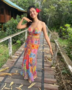 Shriya Pilgaonkar Instagram - Forest gypsy 🌺

@guaparesortwear