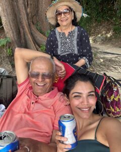 Shriya Pilgaonkar Instagram - It was my Ajoba’s childhood dream to see the world . This year at the age of 84, he completed 100 countries . Aai & I surprised him by turning up in the middle of a rainforest to join his century celebration 😊
He has been an inspiration not just to me , but to so many of those who have had the pleasure of being in his company and have heard his stories . Somebody who seeks to live life to the fullest and finds joy in everyday conversation , nature , art , music . Cheers to my favourite travel buddy & the best storyteller 💚🍻Your adventures have only just begun..🧿♥️🙏🏼👏🏼

तुम जियो हज़ारों साल ये मेरी है आरज़ू…