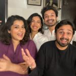 Shriya Pilgaonkar Instagram - Last night we hit a century with our play INTERNAL AFFAIRS at Prithvi Theatre . 100 shows !🎭🥂 It’s exhilarating being on stage & I’m so grateful to get to perform with these incredible actors. It’s been a mad, fun ride with this bunch😊 Big love to the audience who always gives us so much love. Thank u🙏🏼 🫶🏼 @akvariouslive @adhaarnotacard @akvarious @shikhatalsania @hussain.dalal @priyanshupainyuli @adhirbhat #100 #NatakLife #InternalAffairs #Akvarious #PrithviTheatre #Theatre #stage