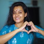 Shruthi Raj Instagram - 𝙰 𝚂𝙼𝙸𝙻𝙸𝙽𝙶 𝙵𝙰𝙲𝙴 𝙸𝚂 𝙰 𝙱𝙴𝙰𝚄𝚃𝙸𝙵𝚄𝙻 𝙵𝙰𝙲𝙴💙💙💙