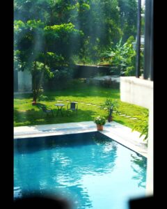 Shruti Bapna Instagram - So this is where I made a quick escape from Mumbai last week!
The gorgeous villa at @saffronstays osaree, Alibaug 😍
I loved how simple, minimalistic, and comfortable it was in every way. The vibe, the design, the decor is just on point and the foooooood...oh my! (even a simple bread toast tasted so yummy🤪)and most importantly the warm smiles who were constantly around to take care of everything needed 🙏And, I finally got to take a dip in their gorgeous pool after nearly 2 years phew! 🏊‍♀️💃
Can't wait to make another escape soon!!
.
.
.
.
.
#saffronstays #travelmaharashtra #alibaug #wherefamiliesbond #poolvibes #weekendgetaways #indiatravel