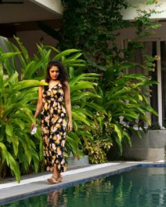 Shruti Bapna Instagram - So this is where I made a quick escape from Mumbai last week!
The gorgeous villa at @saffronstays osaree, Alibaug 😍
I loved how simple, minimalistic, and comfortable it was in every way. The vibe, the design, the decor is just on point and the foooooood...oh my! (even a simple bread toast tasted so yummy🤪)and most importantly the warm smiles who were constantly around to take care of everything needed 🙏And, I finally got to take a dip in their gorgeous pool after nearly 2 years phew! 🏊‍♀️💃
Can't wait to make another escape soon!!
.
.
.
.
.
#saffronstays #travelmaharashtra #alibaug #wherefamiliesbond #poolvibes #weekendgetaways #indiatravel