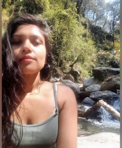 Shruti Bapna Instagram - Breathe in and out consciously... it's beautiful. Everything else can wait 💚
#himachal #waterfall #nature #shrutibapna