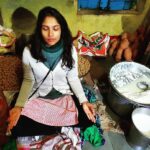 Shruti Bapna Instagram - It's important to meditate a lil before indulging😝 Don't miss the last pic to see what magic we miss now 😅 #tbt #throwbackthursday #vrindavan #shrikrishna #mahashivratri #gopeshwarmahadev #peda #indiansweets #vibes #shrutibapna Vrindavan