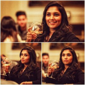 Shruti Bapna Instagram - The joy of holding a glass of wine...
Do you see it in my eyes?!😝
What's your weekend looking like? Binge watch Breathe into the Shadows if you haven't already!
#breatheintotheshadows #amazonprime #saturdayvibes #weekendbinge #webseries #indianwebseries #shrutibapna