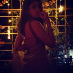 Shruti Bapna Instagram - The last in the 3 part festive series 😉🎆🌚 . . . . . #diwali2020 #saristyle #shrutibapna