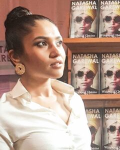 Shruti Bapna Instagram - NATASHA GAREWAL is out with her new book! And, escapades and thrill you don't wanna miss!! Get on your screens now and catch all the episodes of Breathe: Into the Shadows on Amazon Prime and tell me what you think!🐛
@breatheamazon @primevideoin 
@mayankvsharma @castingchhabra @abundantiaent @bibizeebamiraie

#BreatheIntoTheShadows #shrutibapna