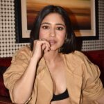 Shweta Tripathi Instagram - बुरी नज़र वाले तेरा मुँह काला 🌚✨ Wearing @freakinsindia @shopeurumme @flirtatious_india Styled by @purplerhapsody MUA @krisann.figueiredo.mua Hair @makeupbyvirja 📸 @nuclearpasta42 Style team @monica_nim #JacketBattata #BattataStyleFiles