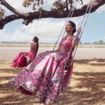 Shweta Tripathi Instagram - Gulabi 🌸 U N V E I L I N G 𝐉𝐡𝐨𝐨𝐥𝐞𝐲 • झूले • ਝੂਲੇ Swinging through a lifetime Story, concept & direction @toraniofficial Image courtesy @vanshvirmani Styling and image design @jahnvibansal Assistant director @asmipradeep Hair and make up @diva_rose21