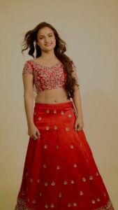 Siri Hanumanth Instagram - #kannumkannudhan ❤️
.
.
.
Wearing : @elegant_threads_by_salma 
VC : @chinthuu_klicks 
Mua : @poorna_mua_aesthetic 
Hairstylist : @savage.hair.studio