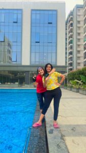 Siri Hanumanth Instagram - Fun after #workoutsession @sirihanmanth #bestie #ariyanaglory #ariyana