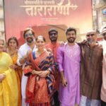 Sonalee Kulkarni Instagram - गुढी पाडव्याच्या, नववर्षाच्या शोभायात्रेतले काही खास क्षण … #mogulmardini #chatrapatitararani #gudipadwa #special #akshaybardapurkar #sonaleekulkarni महाराष्ट्र
