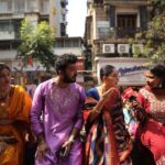 Sonalee Kulkarni Instagram - गुढी पाडव्याच्या, नववर्षाच्या शोभायात्रेतले काही खास क्षण … #mogulmardini #chatrapatitararani #gudipadwa #special #akshaybardapurkar #sonaleekulkarni महाराष्ट्र