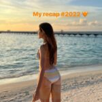 Sonnalli Seygall Instagram - Bye bye #2022 It’s been fun knowing u ❤️ Hello #2023 Excited to see what u have in store for me🤩 #newyear #recap2022 #recap #bestmemories #momentsoflife #trendingreels #grateful