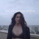 Sonnalli Seygall Instagram - Felt it. Wrote it. Lived it. ✍️🖤 🎥 @dieppj #musings #poetryinmotion #reelit #artist #thisisart #wordsofwisdom #instapoetry