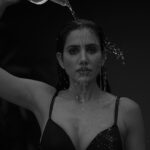 Sonnalli Seygall Instagram - All that pain, girl? Take it and turn it into something beautiful 🖤 It’s called creating art. #creatingart #beautifulmoments #heal #artist #headshots #potrait